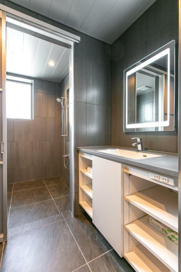 Bluebird Apartments By The Hakuba Collection Ngoại thất bức ảnh
